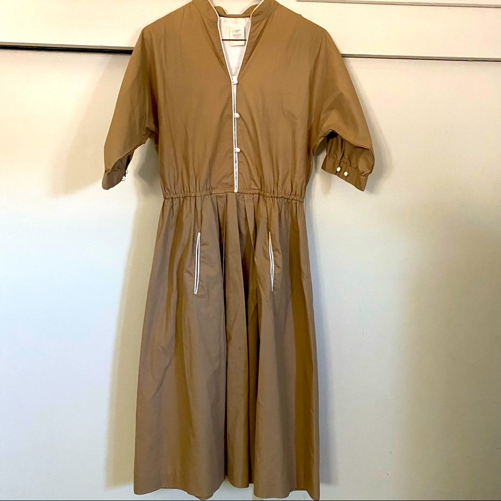 Vintage 50s Brown & White Dress
